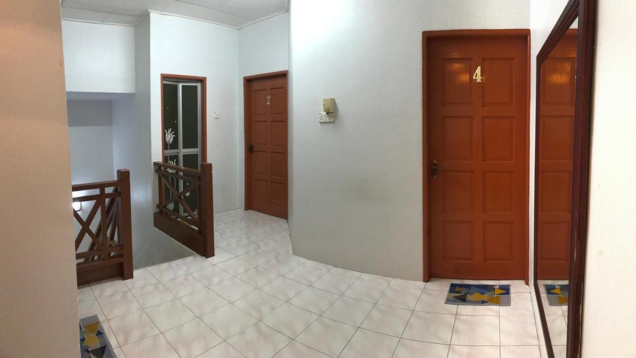 Ruhani Homestay 3 Kb - 4 Bedroom Fully Airconditioned With Wifi & Netflix Kota Bharu Exterior photo
