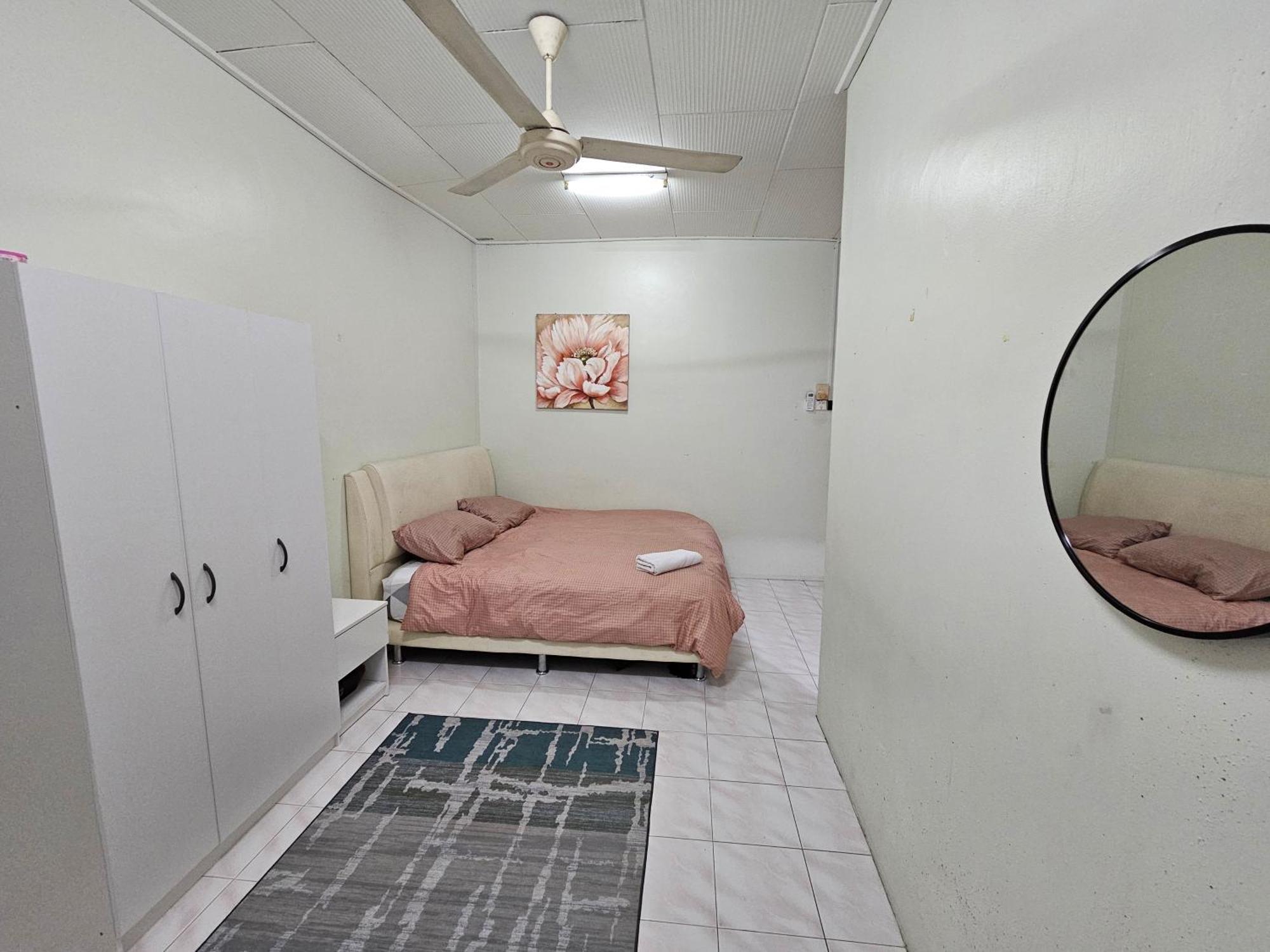 Ruhani Homestay 3 Kb - 4 Bedroom Fully Airconditioned With Wifi & Netflix Kota Bharu Exterior photo